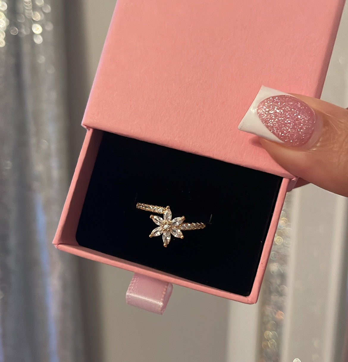 Daisy Marquee Gold Ring